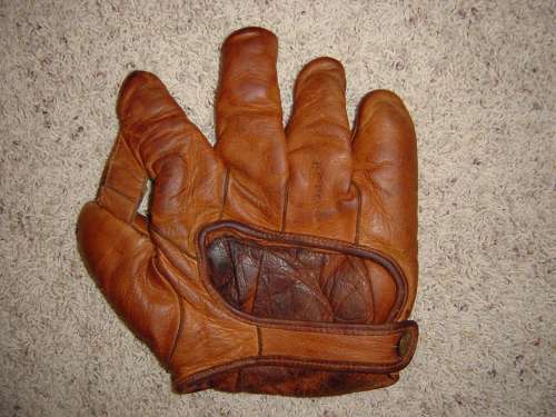Thomas E. Wilson 614 1 Inch Web Back